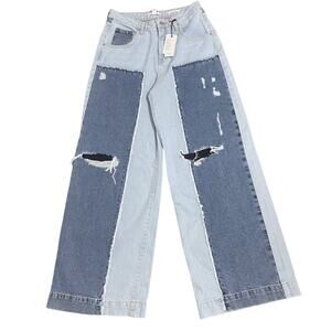 Forever 21 Baggy Wide Leg  Low Rise Jeans Distressed Denim Women's sz 28 Blue